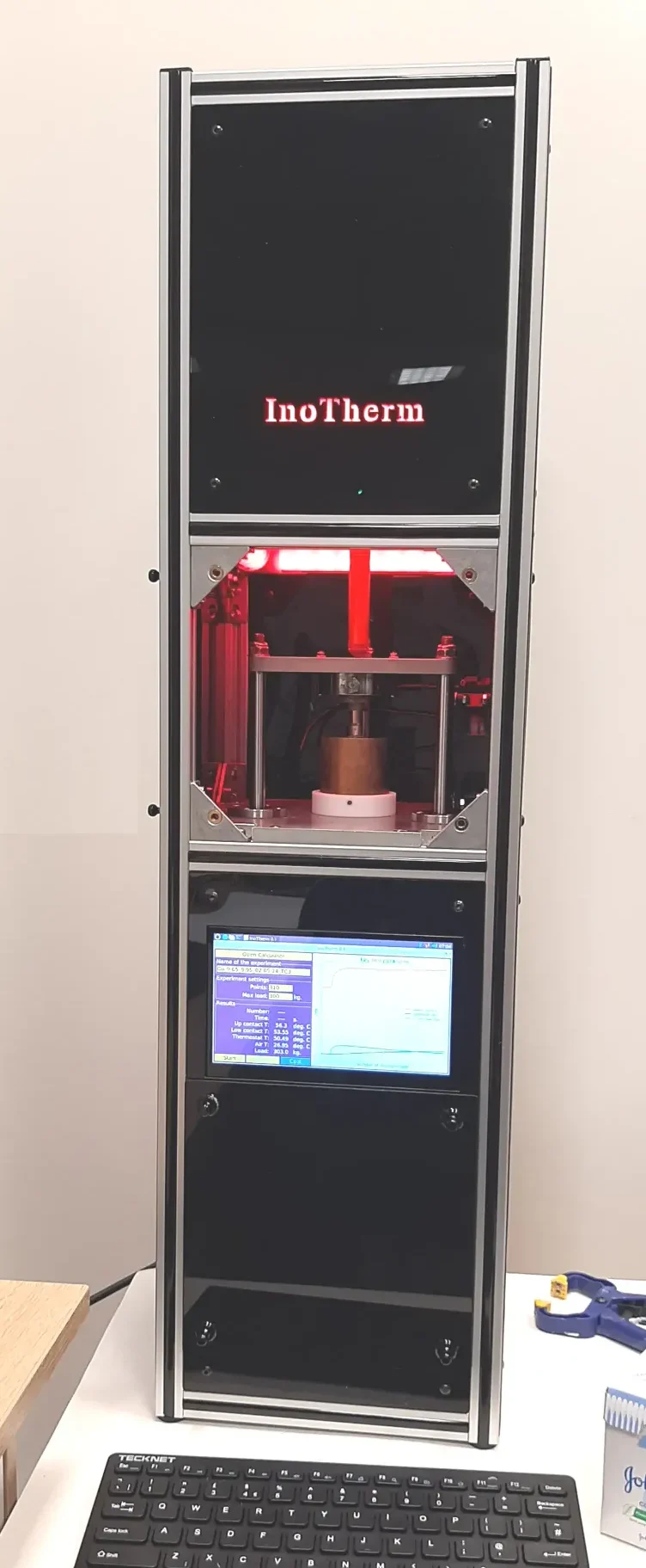 Thermal conductivity measurement device